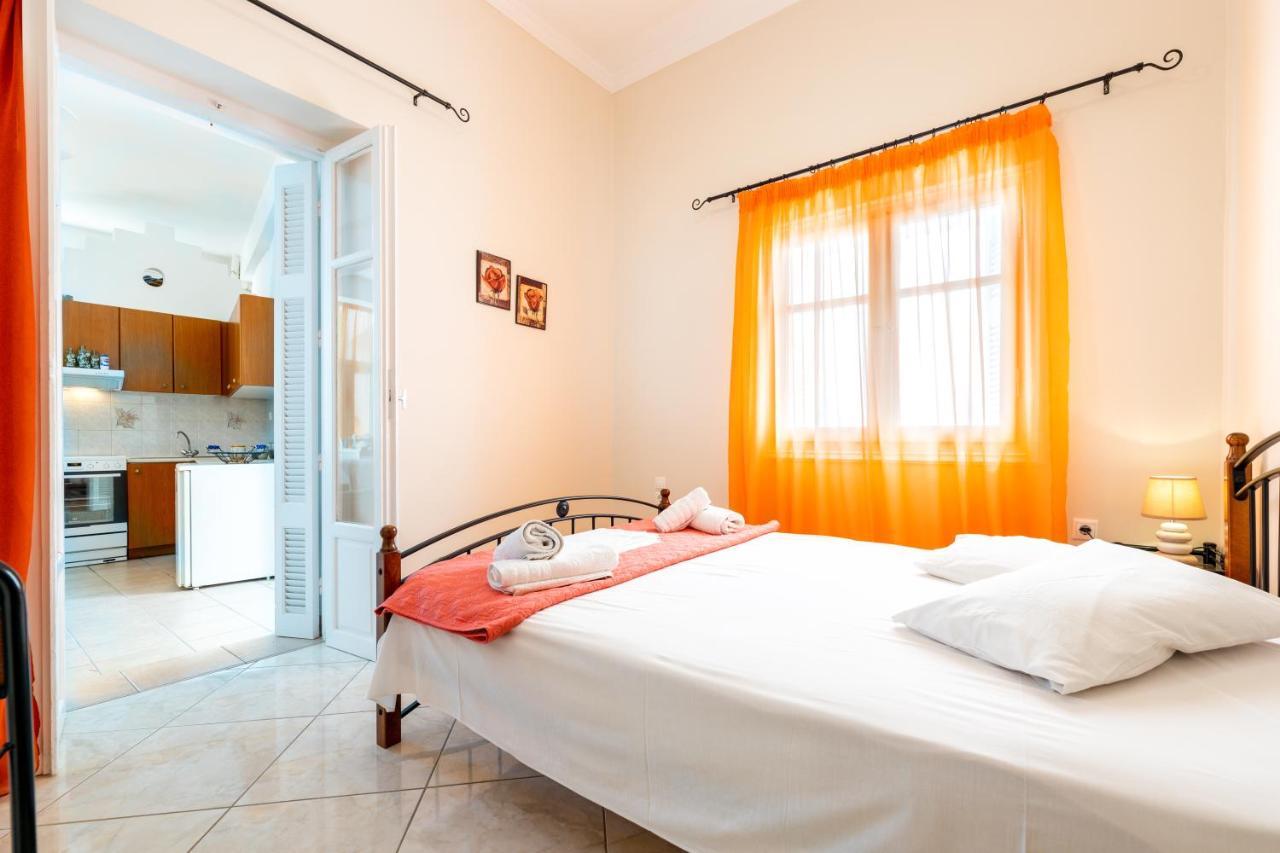 Vila Town House For 6-16 With Ac Páros Exteriér fotografie