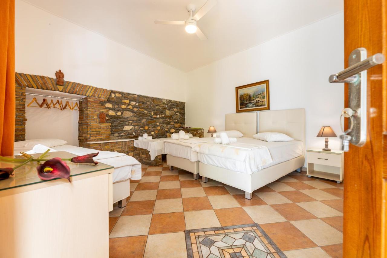 Vila Town House For 6-16 With Ac Páros Exteriér fotografie